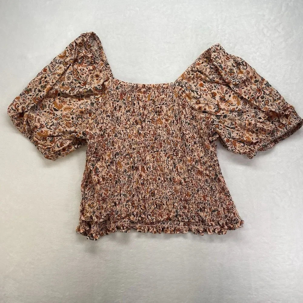 Old Navy Smocked‎ Top Womens Size 4X Short puff sleeve floral print cottagecore